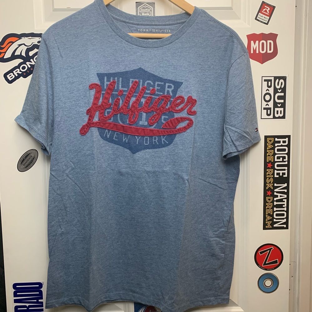 Tommy Hilfiger logo tee